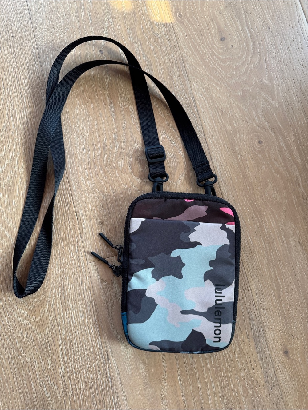 Lululemon Easy Access Crossbody Bag